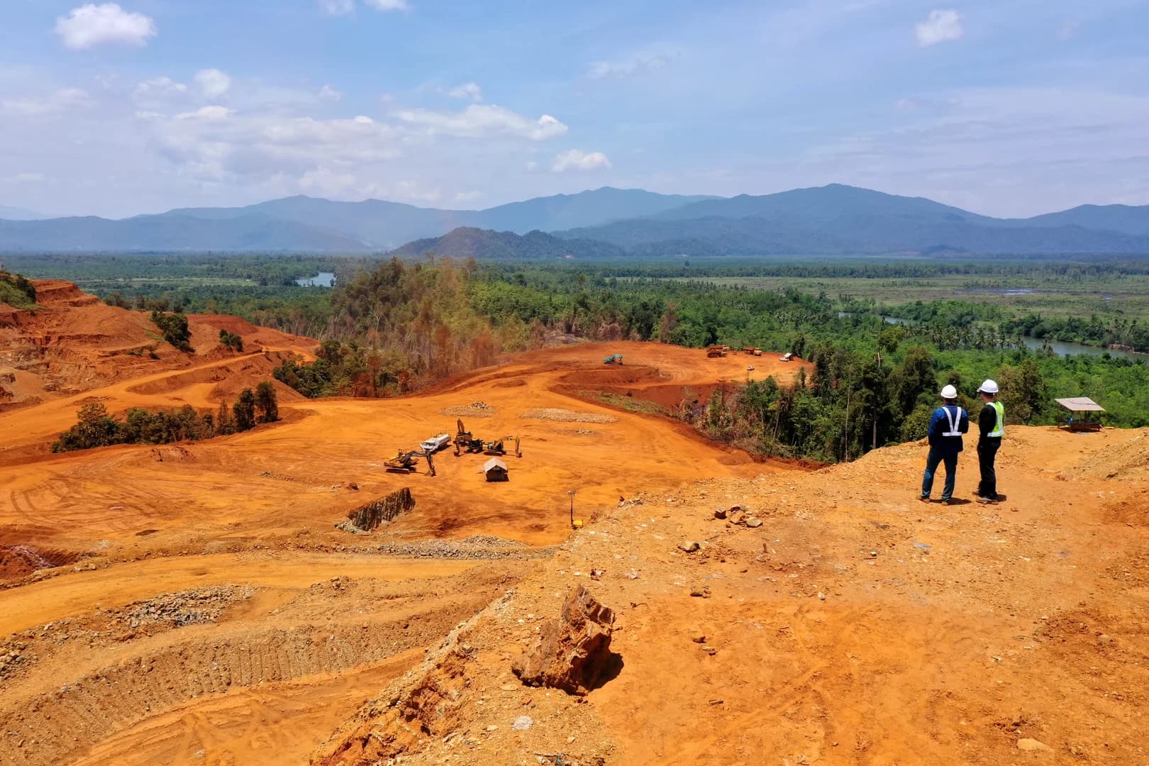What Does a Mining Geologist Do in Australia? FIFO Career Guide